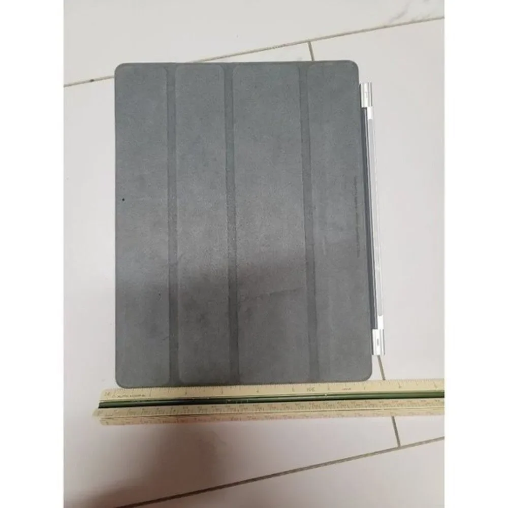 ~ grey Apple iPad magnetic smart cover